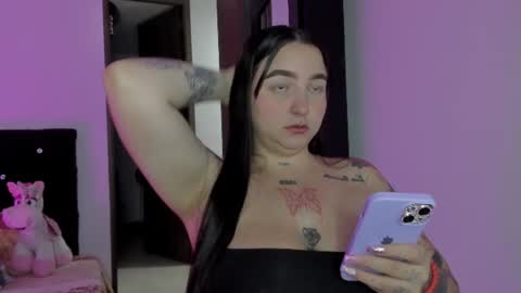 _cee_leste online show from 07-22-26, 05:43