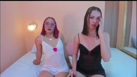 Snapshot of _celestee_1 chatting on 04-30-26, 03:13 Celeste online show from 04-30-26, 03:13