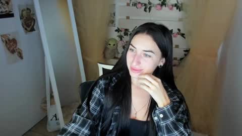 Snapshot of _chanel_foryou_ chatting on 07-26-26, 06:10 Chanel online show from 07-26-26, 06:10