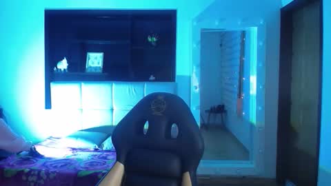 _charlotte_collins_ online show from 01-17-26, 02:33