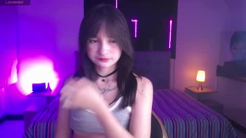 _charlotte_collins_ online show from 03-26-26, 02:33