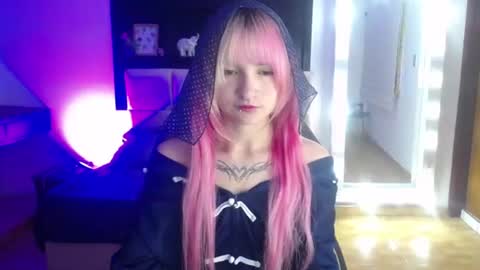 _charlotte_collins_ online show from 06-22-26, 03:53