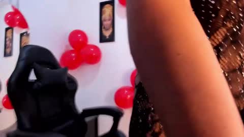 _charlottedavis online show from 02-19-25, 03:27