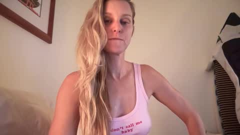 Chelsea xo online show from 12-15-25, 12:04