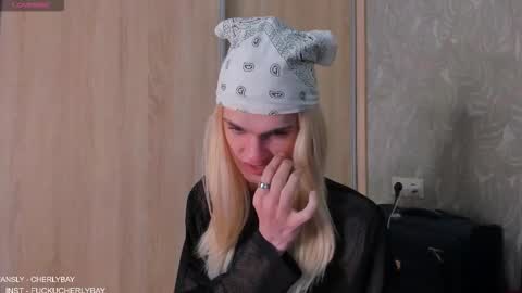 CHER - Independent model online show from 10-17-25, 10:45