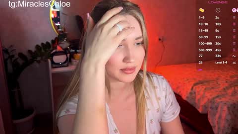 Snapshot of _chloe_miller_ chatting on 06-09-26, 05:35 _chloe_miller_ online show from 06-09-26, 05:35
