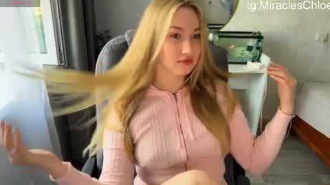 Snapshot of _chloe_miller_ chatting on 07-07-26, 02:54 _chloe_miller_ online show from 07-07-26, 02:54