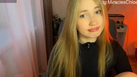 Snapshot of _chloe_miller_ chatting on 07-13-26, 05:05 _chloe_miller_ online show from 07-13-26, 05:05