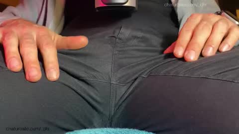 Snapshot of _chr chatting on 11-27-25, 07:49 Chris online show from 11-27-25, 07:49