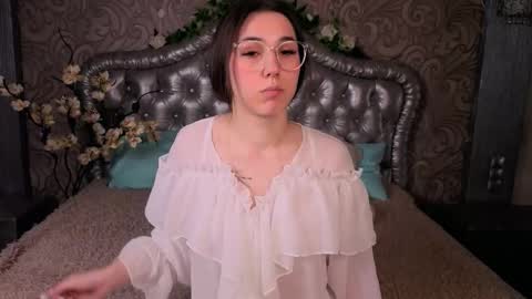 Snapshot of _cindy_lou_ chatting on 02-11-26, 05:56 Cindy . online show from 02-11-26, 05:56