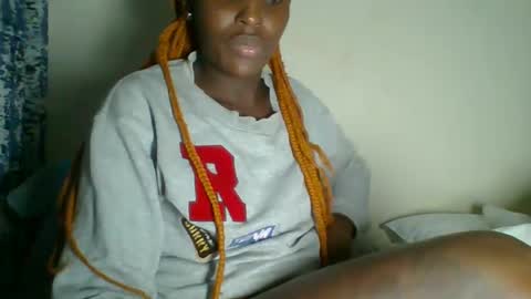 Snapshot of _clara01 chatting on 01-17-25, 06:44 clara online show from 01-17-25, 06:44