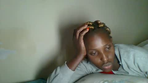 Snapshot of _clara01 chatting on 02-14-25, 06:02 clara online show from 02-14-25, 06:02