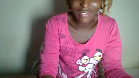 Snapshot of _clara01 chatting on 03-01-25, 12:23 clara online show from 03-01-25, 12:23