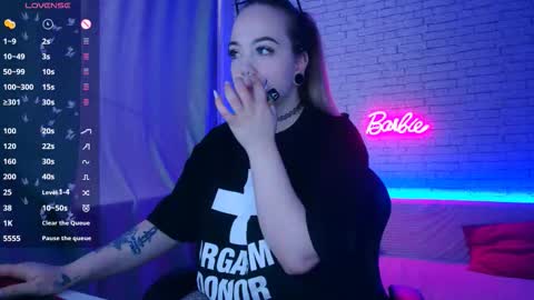 Nica online show from 02-19-26, 05:47