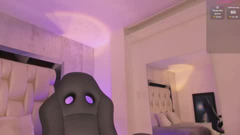     online show from 11-11-25, 08:09