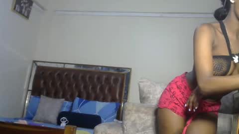 Snapshot of _daddyslittlemonster_ chatting on 01-28-25, 02:53 lily online show from 01-28-25, 02:53