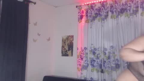 Snapshot of _darkitty_ chatting on 11-26-25, 04:57 Darkitty online show from 11-26-25, 04:57