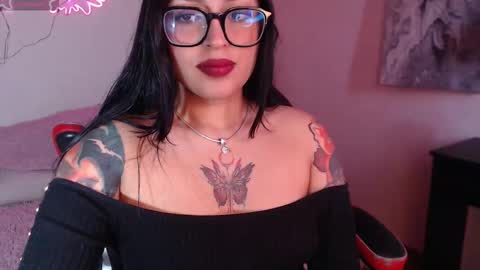 Snapshot of _dennise chatting on 09-13-25, 05:02 _dennise online show from 09-13-25, 05:02