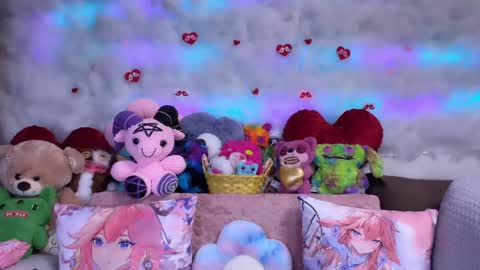 Kate online show from 04-15-26, 05:31