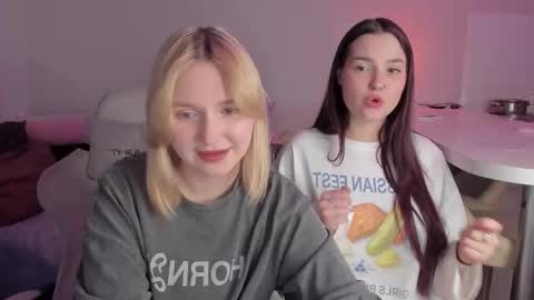 Snapshot of _dewpoint_ chatting on 02-02-26, 08:29 Ri online show from 02-02-26, 08:29