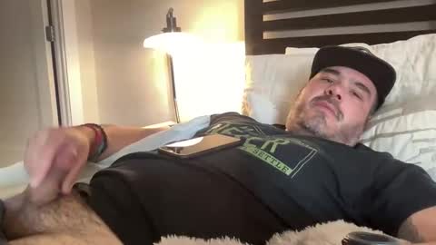 _direwolf_ online show from 04-24-26, 05:04