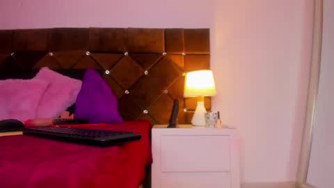 Snapshot of _dirty_sandy_ chatting on 09-12-25, 12:22 SANDY online show from 09-12-25, 12:22