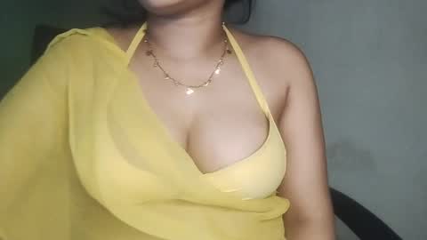 _dreamgirl_0 online show from 04-25-26, 01:41