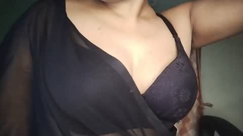 _dreamgirl_0 online show from 06-27-26, 12:22