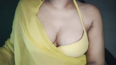 _dreamgirl_0 online show from 07-07-26, 11:09