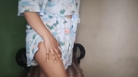 _dreamgirl_0 online show from 07-25-26, 03:15