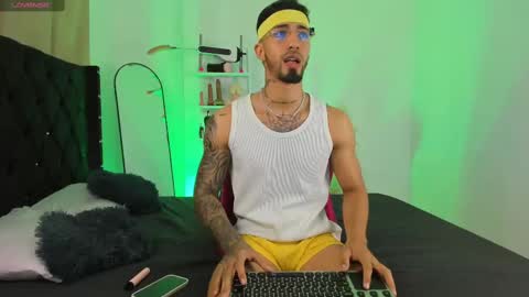 Duriel online show from 10-02-25, 04:14