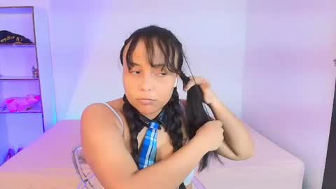 Snapshot of _eilish chatting on 06-12-26, 08:52 _eilish online show from 06-12-26, 08:52