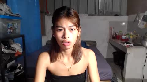 _eleanorxx online show from 04-19-26, 08:57