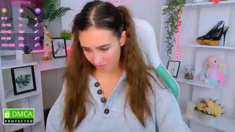 Lizzy  online show from 10-21-25, 09:59