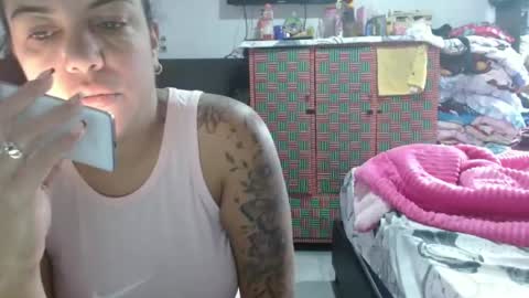 Snapshot of _emilimilf chatting on 07-11-26, 02:42 _emilimilf online show from 07-11-26, 02:42