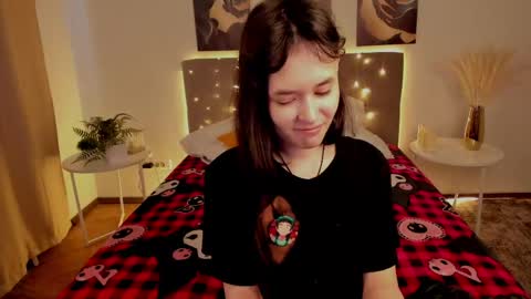 Snapshot of _emily__strike_ chatting on 05-15-26, 01:56 _emily__strike_ online show from 05-15-26, 01:56