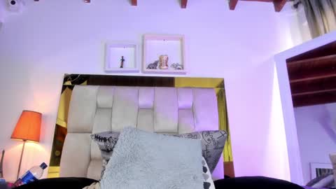 Isabella online show from 12-23-24, 03:12