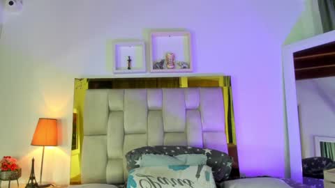 Isabella online show from 01-14-25, 12:03