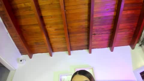 Isabella online show from 11-26-25, 12:06