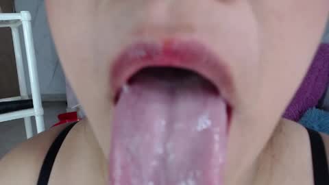Emily Valencia online show from 05-13-26, 10:49