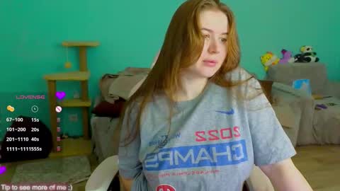 Snapshot of _enni__ chatting on 11-19-25, 02:28 Sam online show from 11-19-25, 02:28