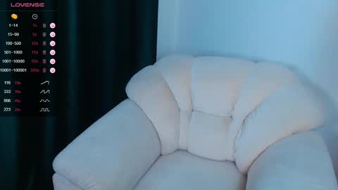 _esmeraldiyaa_ online show from 01-03-25, 09:15