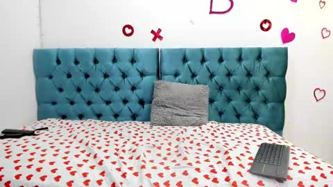 Paul And Ariana online show from 02-28-25, 07:46