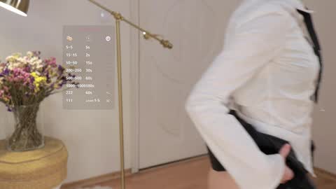 Essie  online show from 12-12-24, 12:59