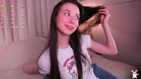 Goldy Grace online show from 05-21-26, 05:09