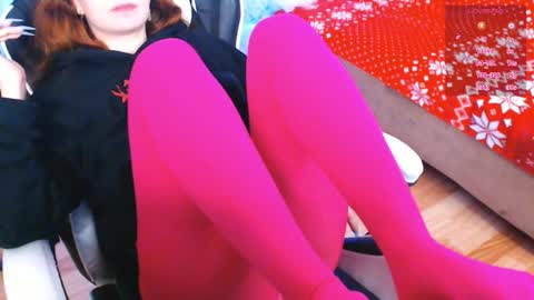 Snapshot of _fox_lisa chatting on 12-10-24, 12:27 Lisa online show from 12-10-24, 12:27