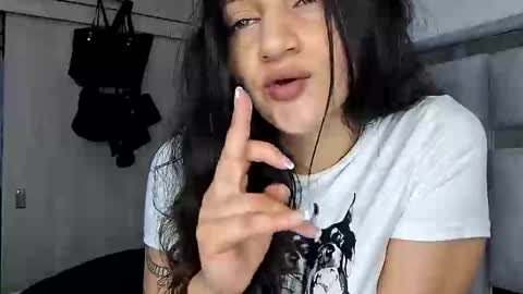 Gabby online show from 04-18-26, 02:59