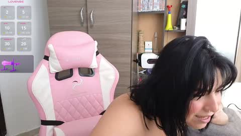 we are hot friends online show from 01-20-25, 12:49