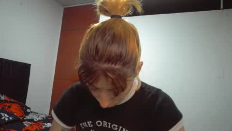 Mia-foster online show from 03-31-26, 01:51