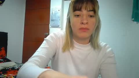 Mia-foster online show from 04-05-26, 02:53